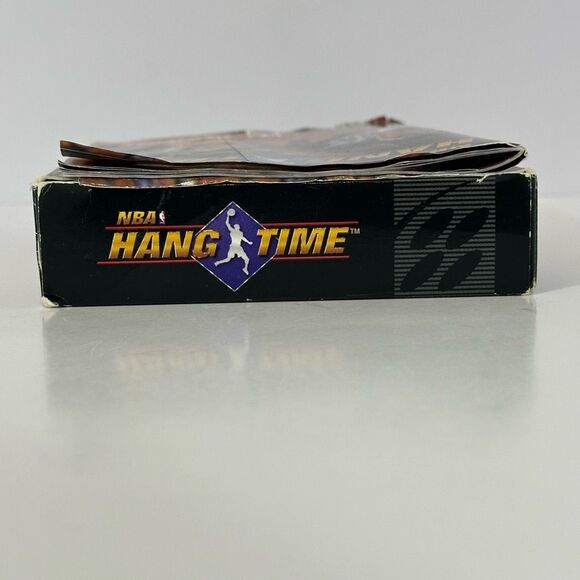 Vintage NBA Hang Time Super Nintendo Game and Instruction Booklet - Picture 8 of 12